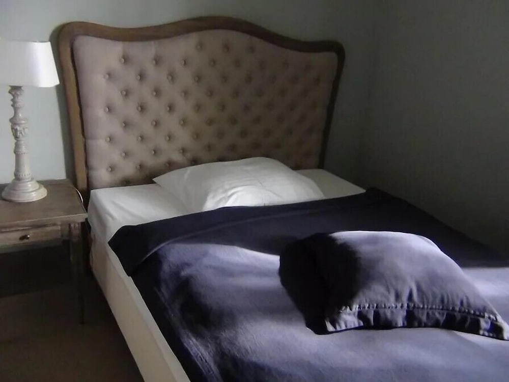 Business Single Room - Photo 2