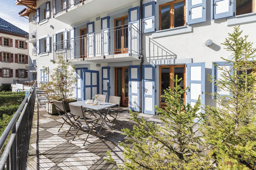 Family Apartment, Multiple Bedrooms (Vallorcine Loriaz 13 ski in / ski out) photo