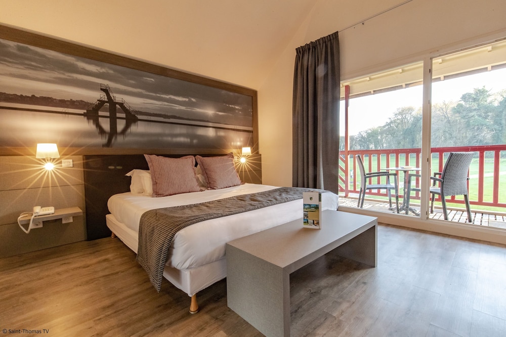 Standard Room photo 2