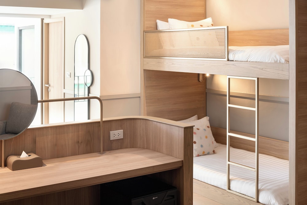 Family Room (with Bunk Bed)