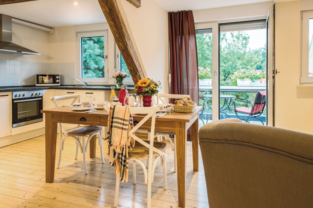 Family Apartment, Balcony or Loggia, approx 65 qm, quiet photo 3
