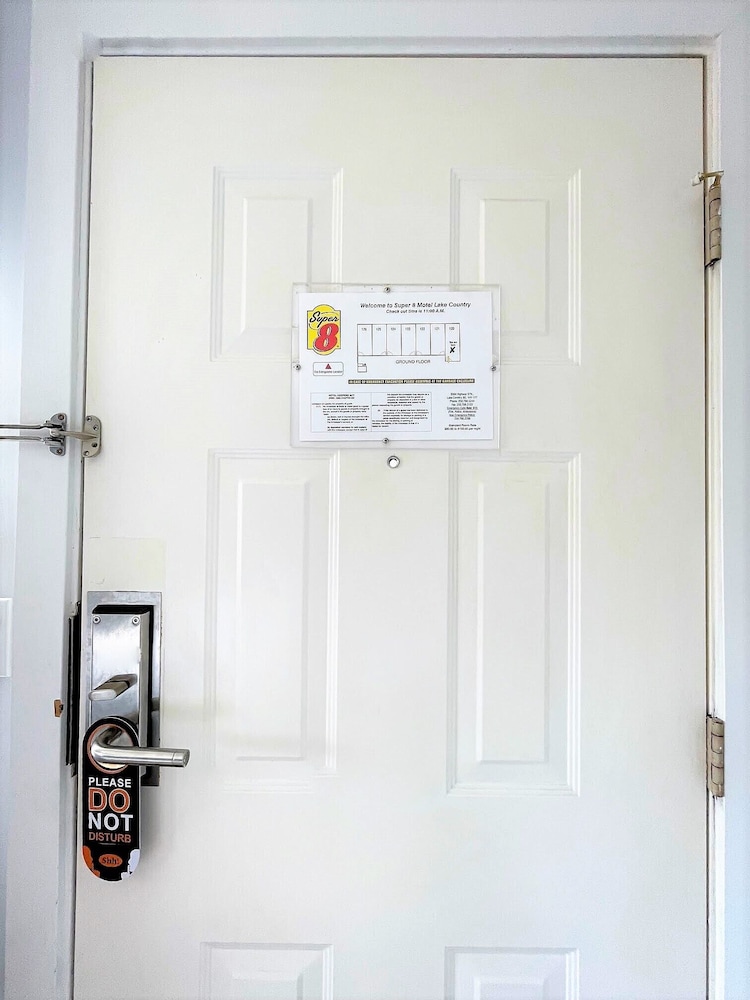 Comfort Room, 1 King Bed, Non Smoking (Efficiency) - Photo 3