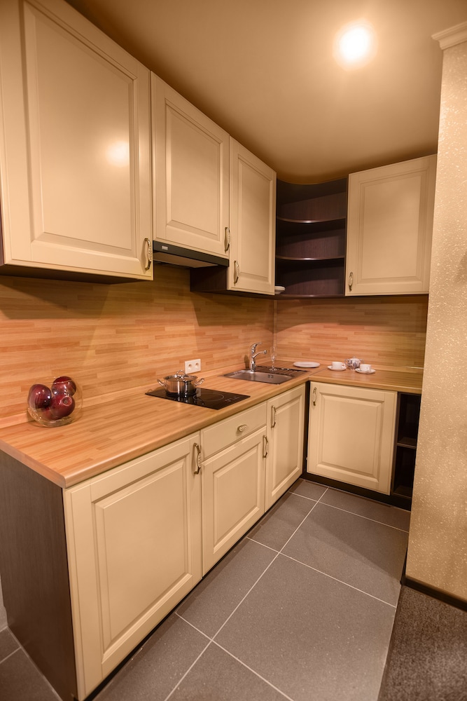 Suite, Kitchen photo 3