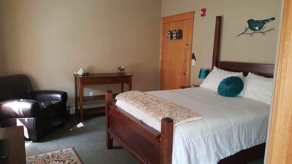 Design Room, 1 Queen Bed