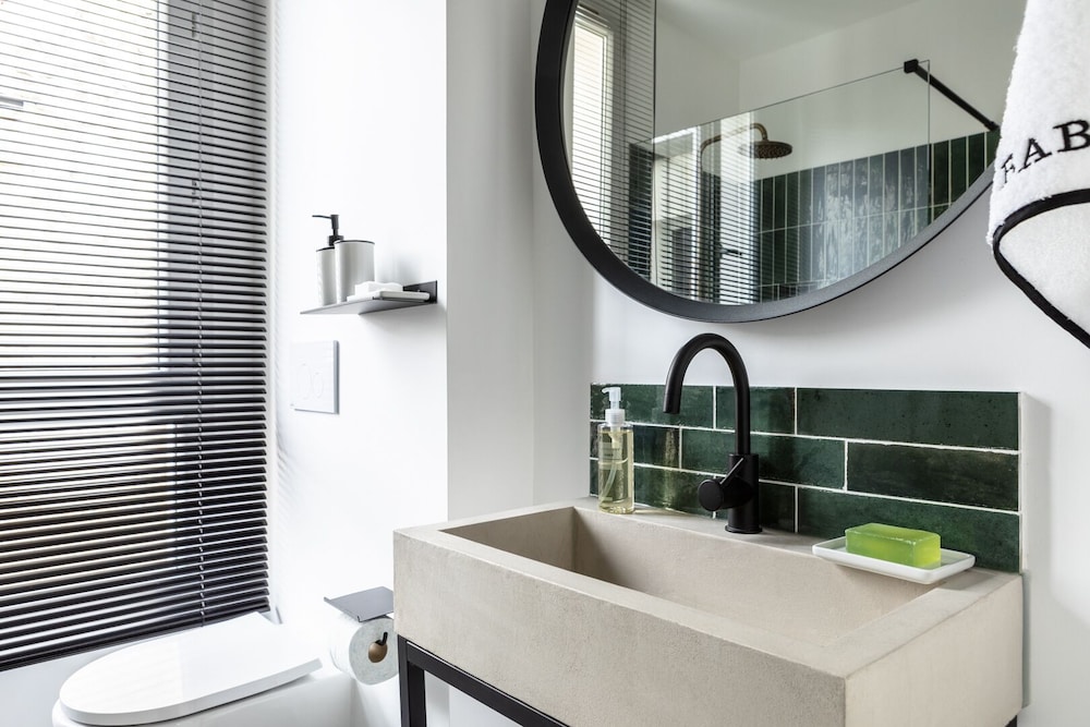 Family Triple Room, Ensuite, City View photo 3