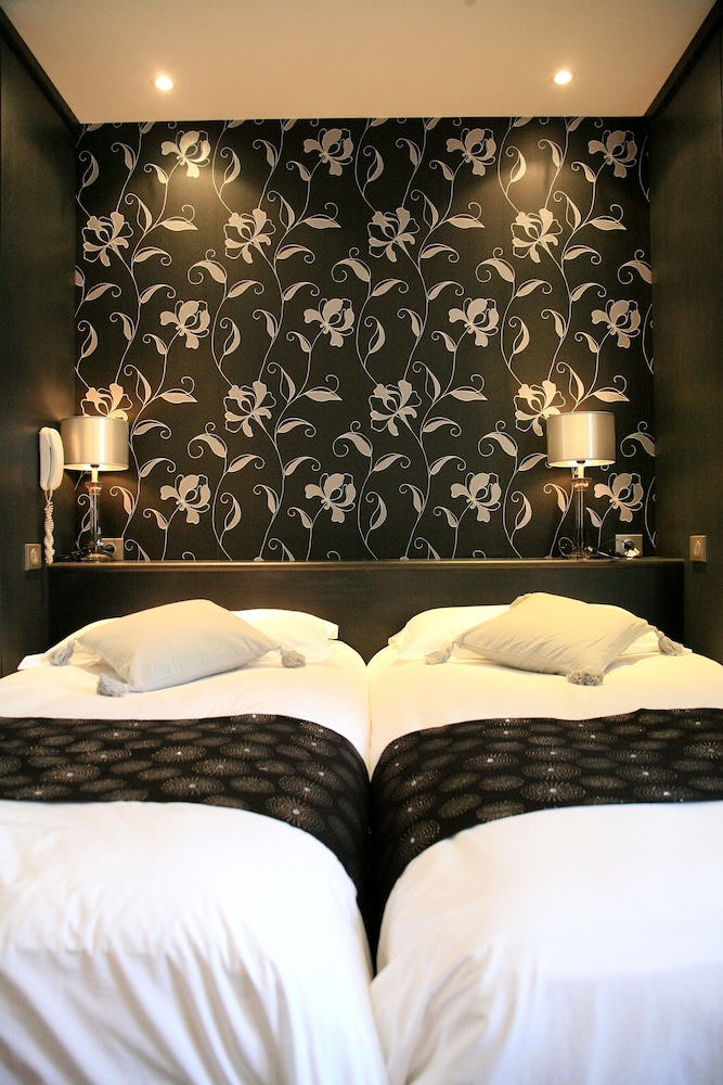 Superior Twin Room photo 3