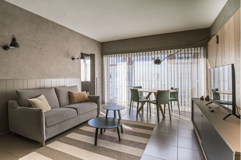Premium Condo, Kitchen photo 3