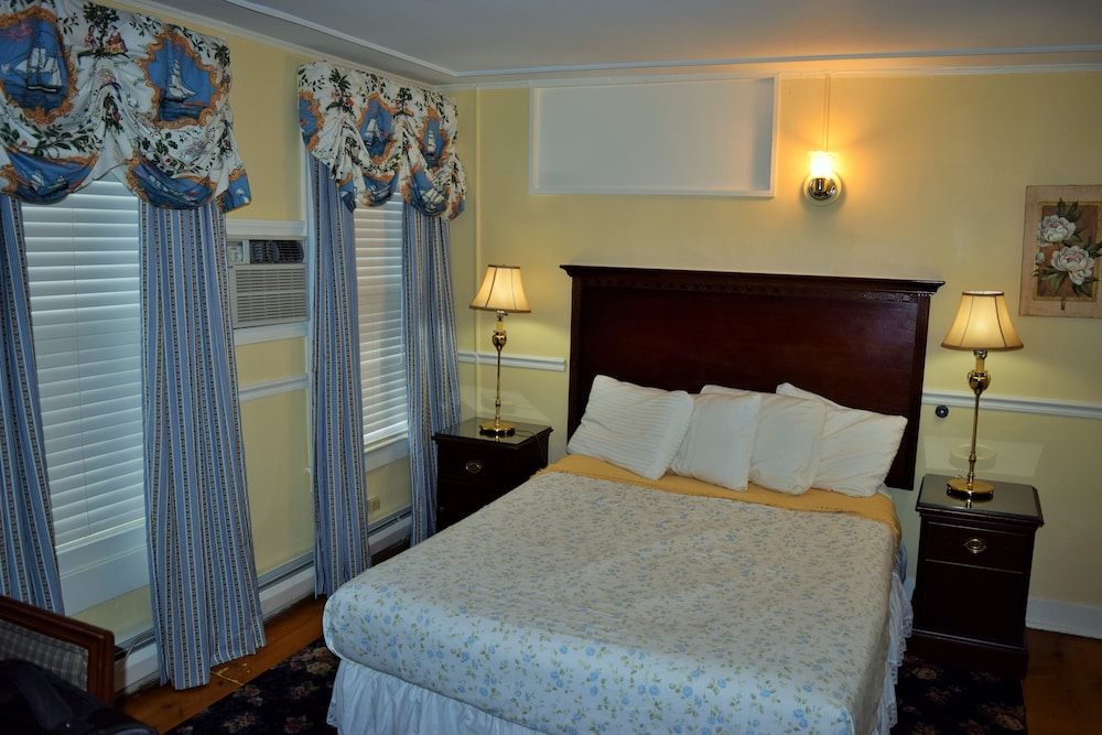 Room, Private Bathroom (Economy Room) photo 1