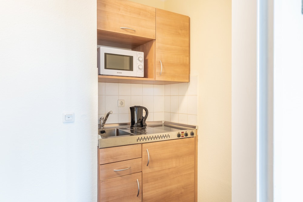 Suite, 1 Bedroom, Garden View photo 3