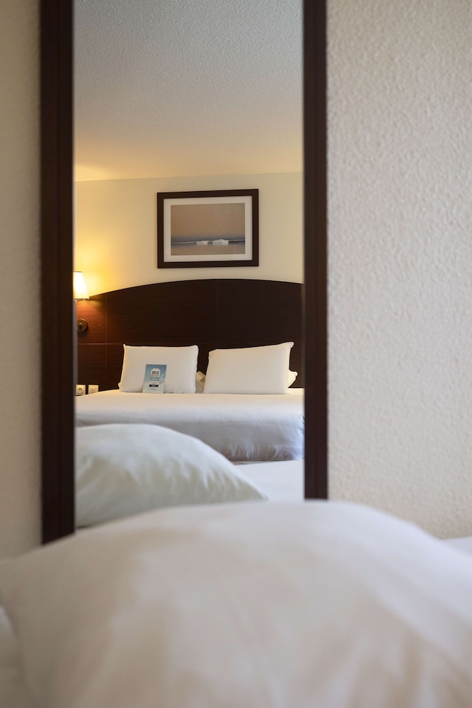 Standard Room, 1 Double Bed (1 Double bed) - Photo 4