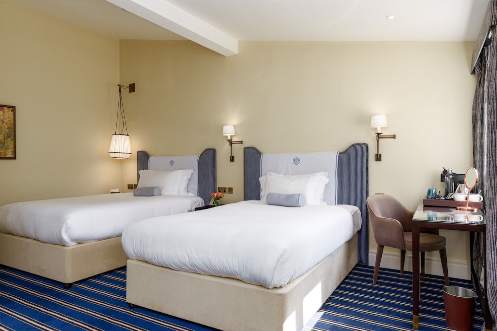 Twin Room, 2 Double Beds, Courtyard View