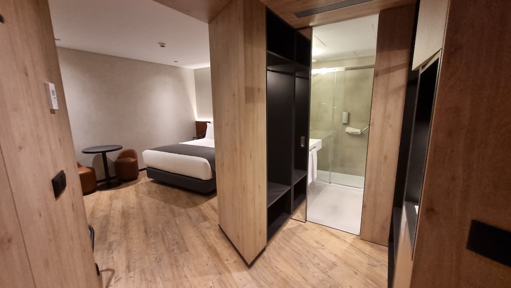 Hotel Príncipe Ávila - Photo 11