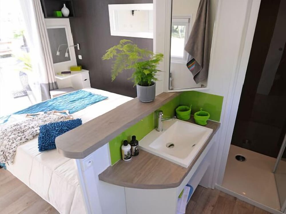 Comfort Cottage, 2 Bedrooms photo 2