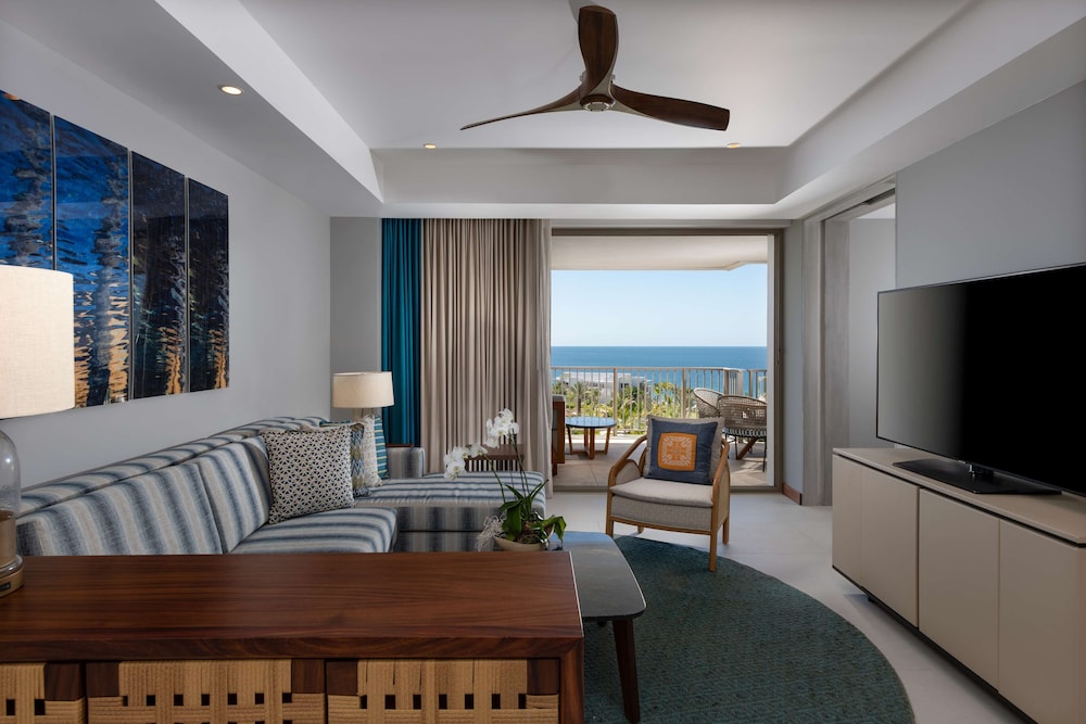 Superior Suite, 1 King Bed, Ocean View