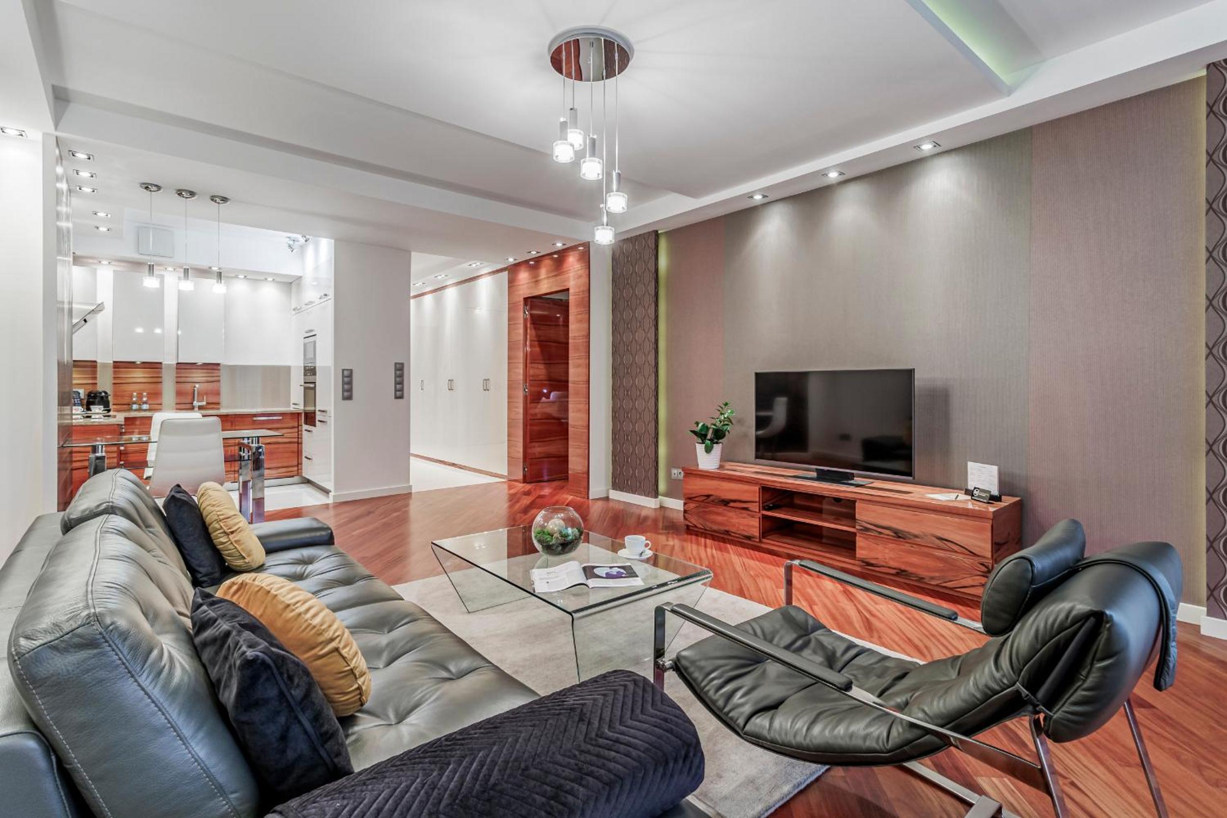 One-Bedroom Premier Apartment