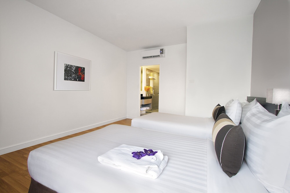 Deluxe Room, 1 Bedroom photo 3