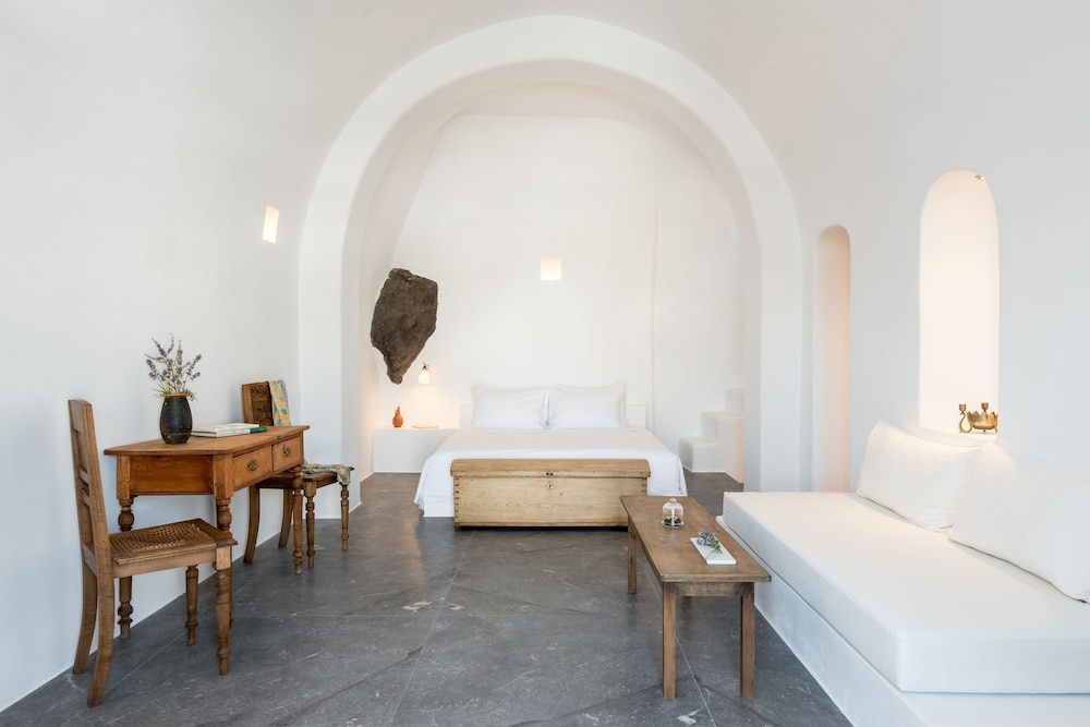 Suite, Plunge Pool, Caldera View (Elegant)