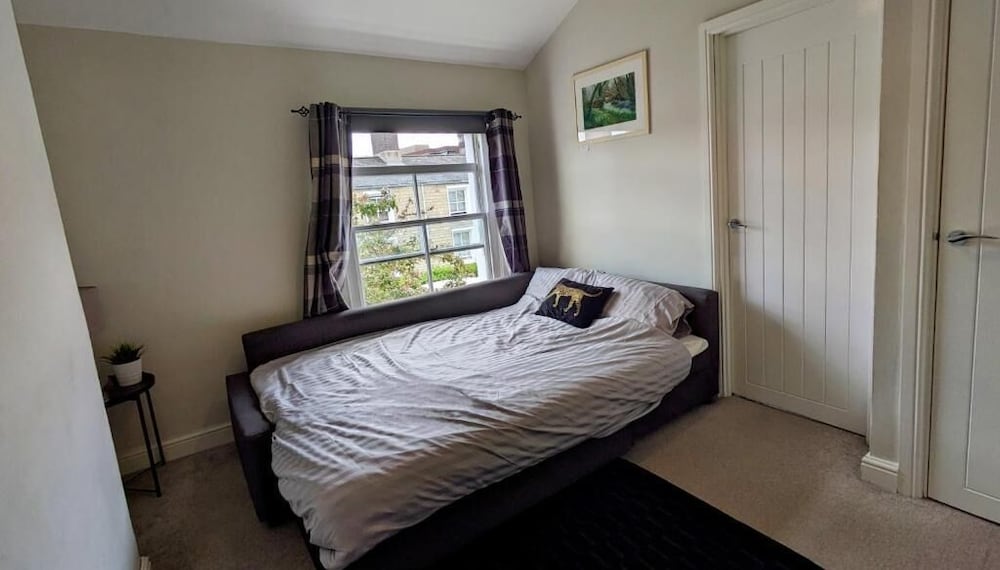 City Cottage photo 2