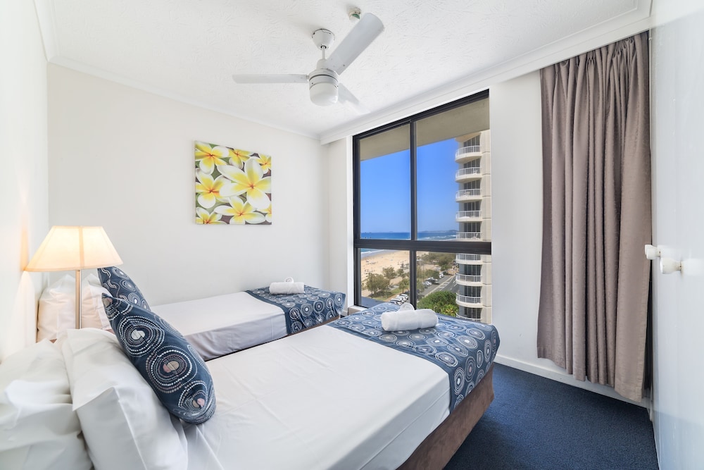 Two-Bedroom Apartment with Ocean View photo 2