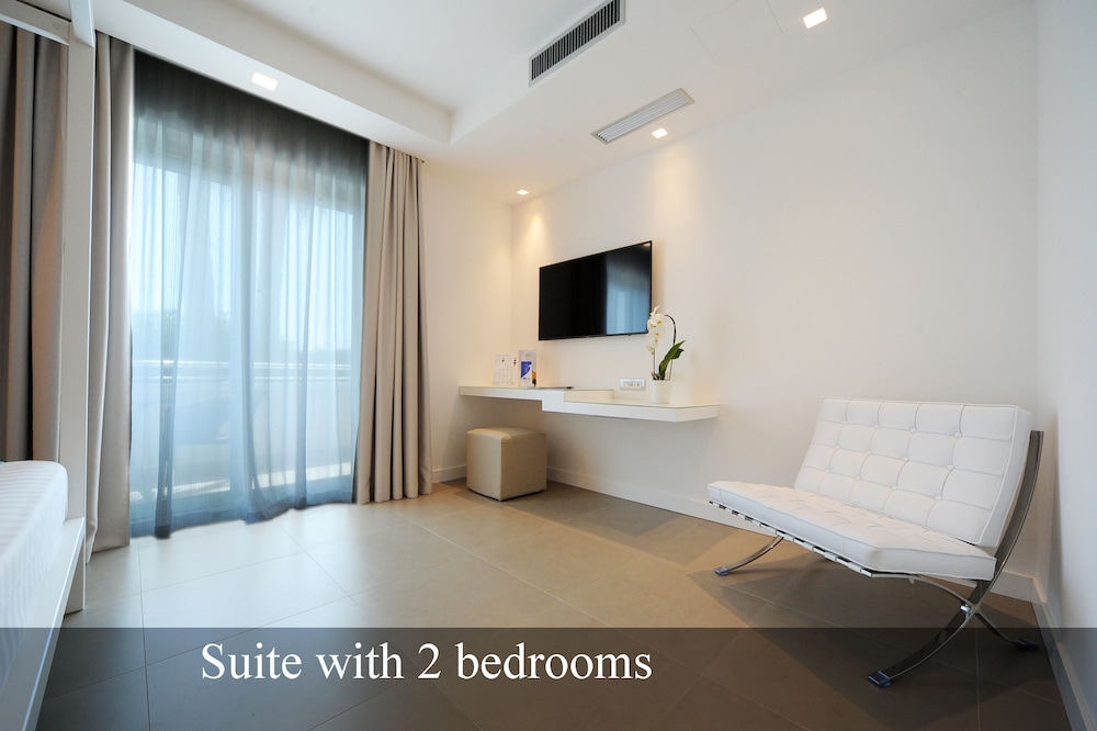 Suite, 2 Bedrooms (2 adults) photo 3