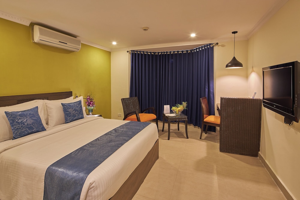Suite, 1 Double Bed, City View - Photo 1