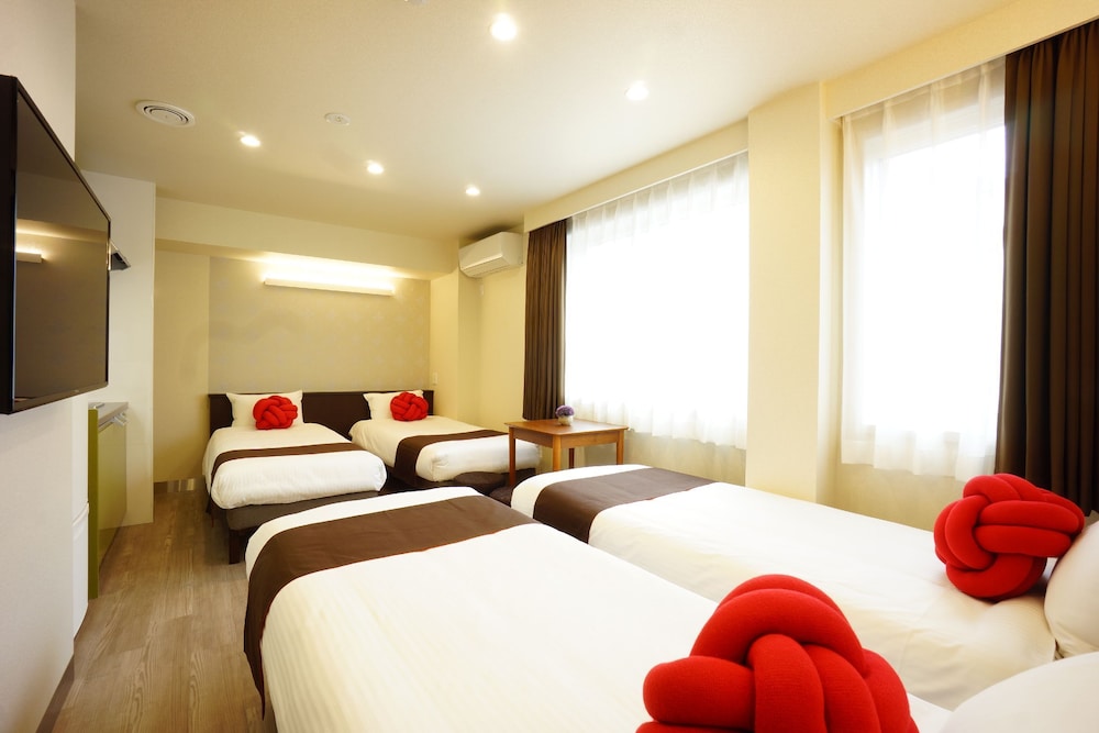 Deluxe Quadruple Room photo 3