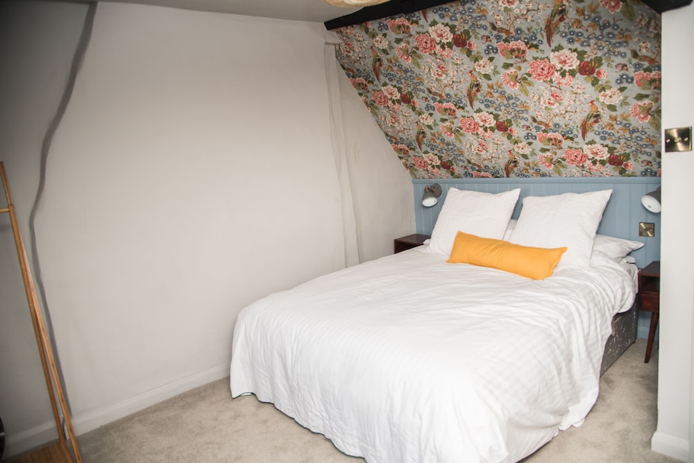 Double Room, Ensuite - Photo 6