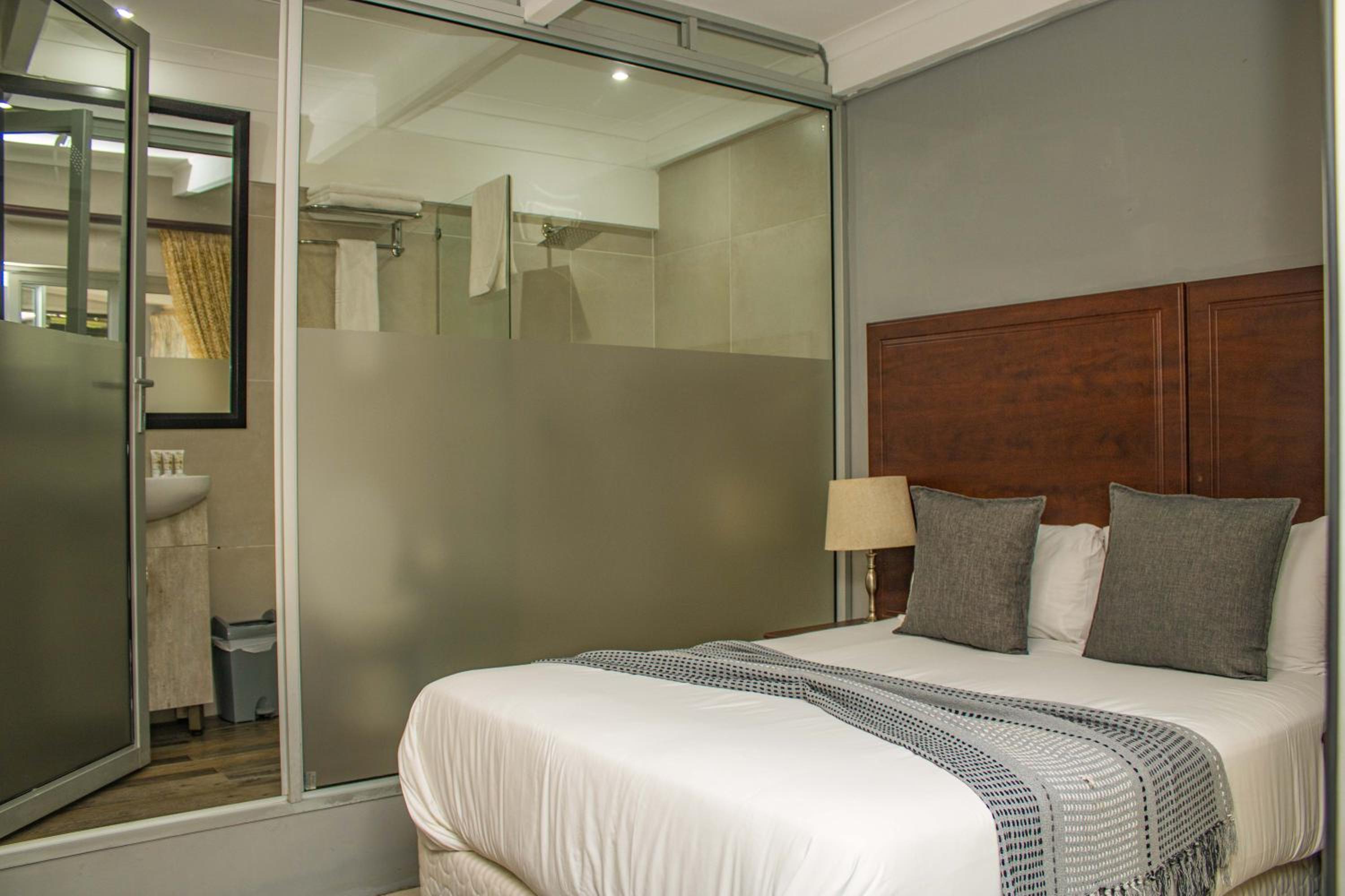 Luxury Suite photo 1