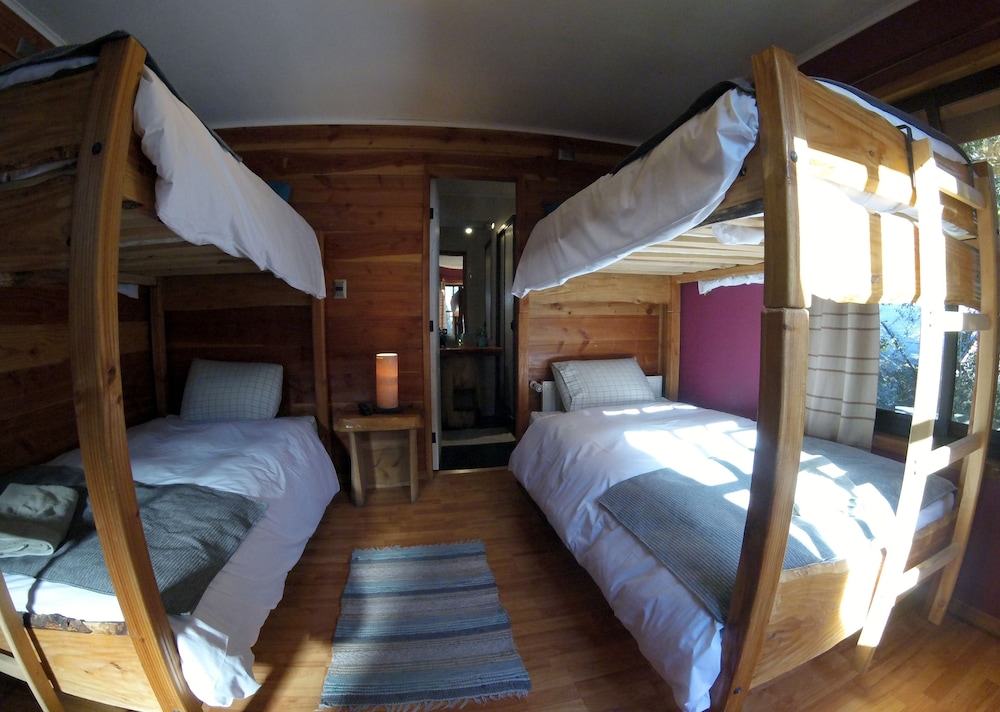 Basic Quadruple Room photo 1
