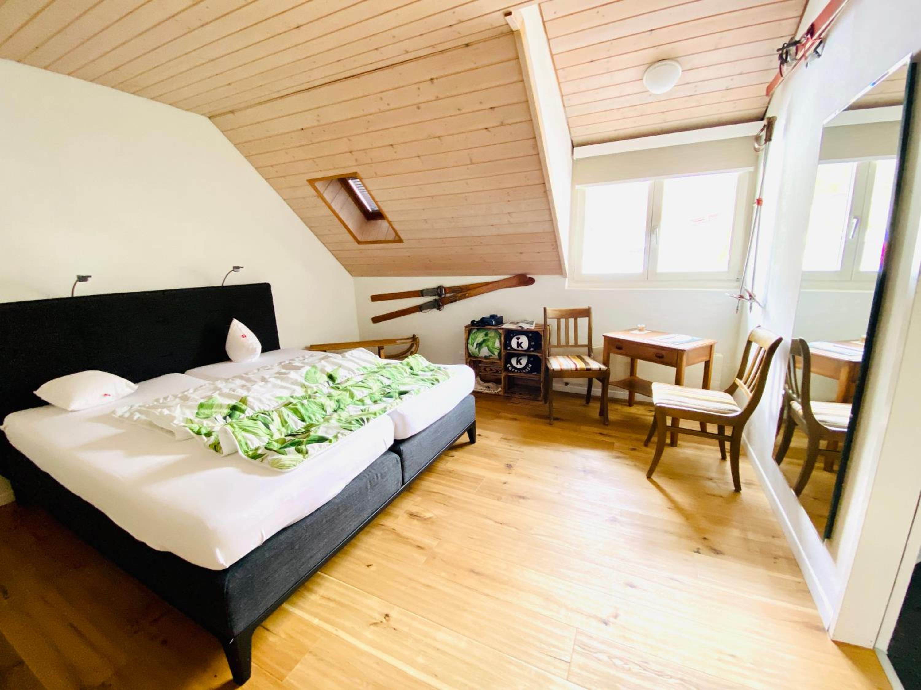 Deluxe Double or Twin Room - Photo 6