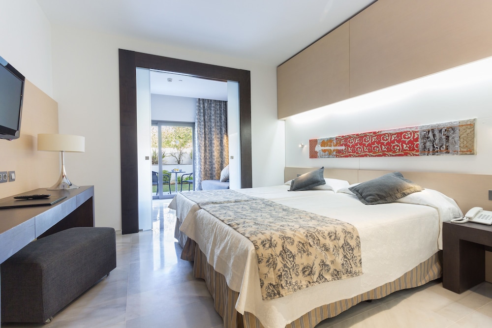 Habitación Familiar (3 Adultos + 1 Niño)
