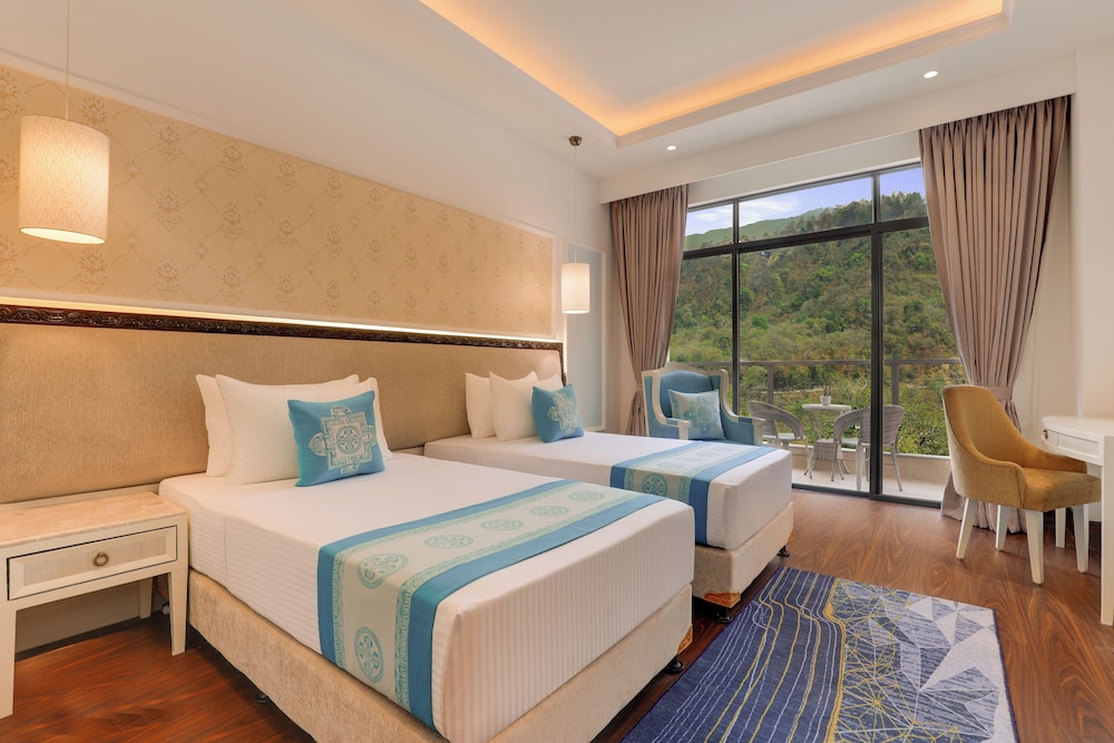 Club Twin Room - Photo 1