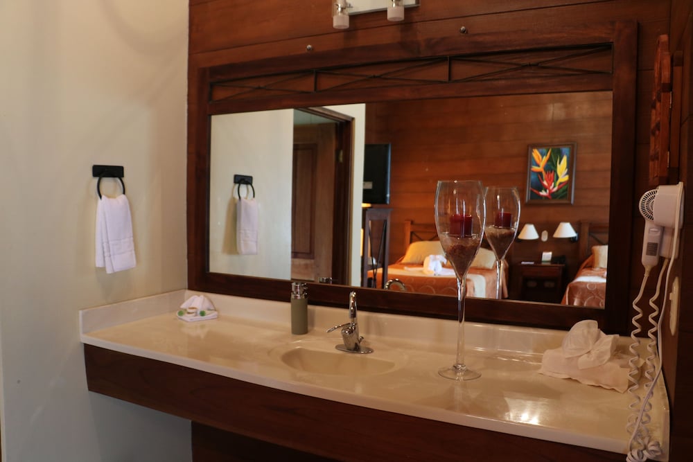 Standard Villa, 2 Queen Beds - Photo 2