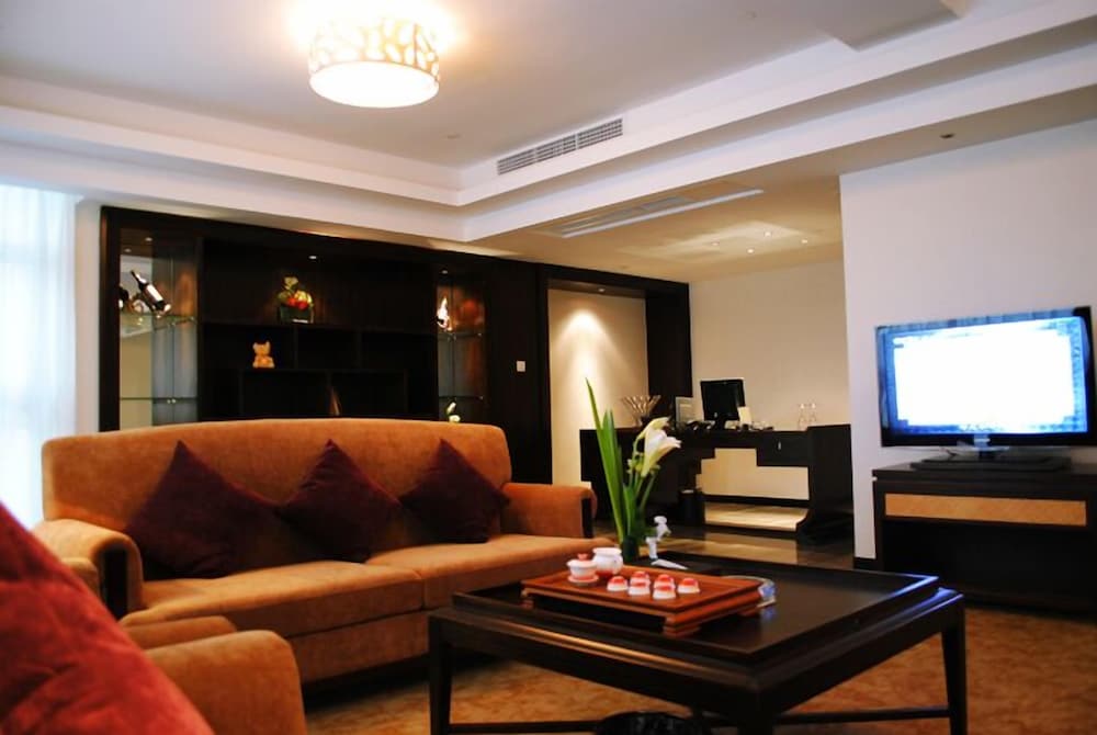 Business King Room