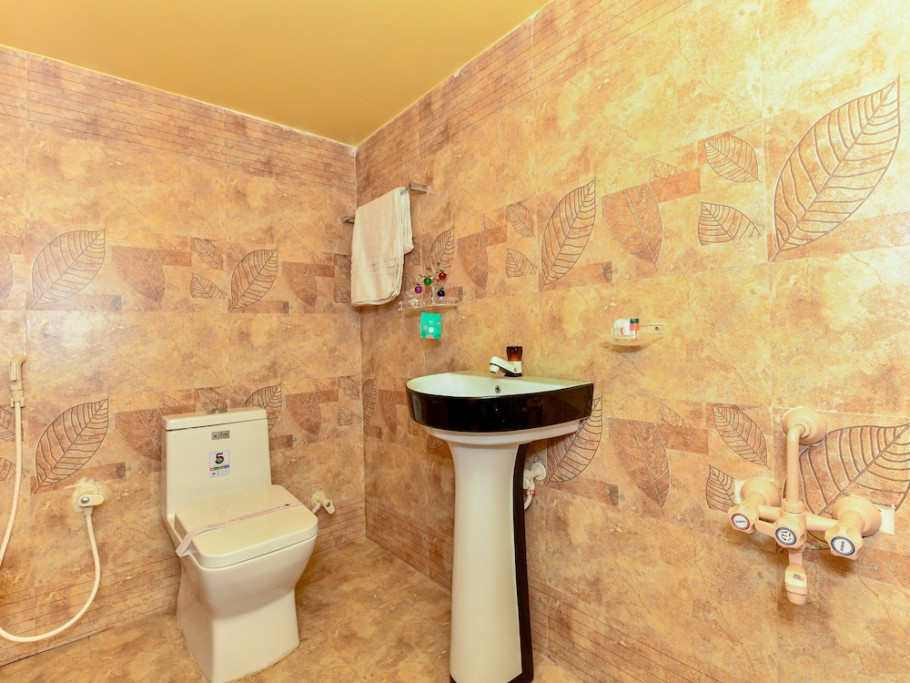Deluxe Double Or Twin Room, 1 King Bed photo 3