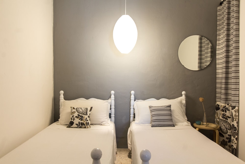 Standard Twin Room, 2 Twin Beds photo 1