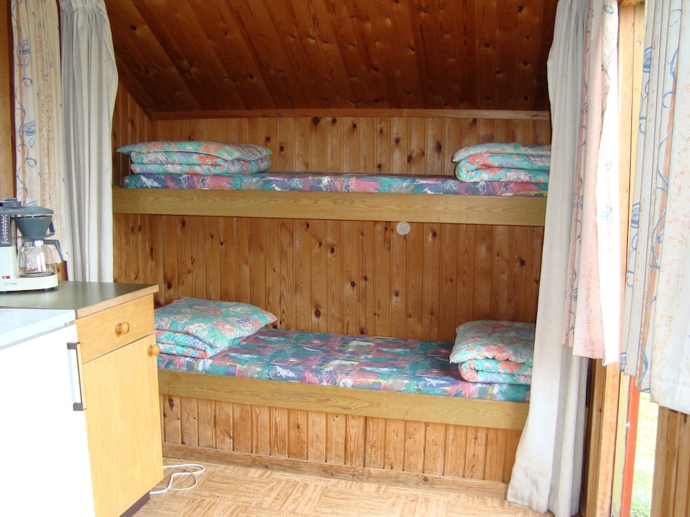 Cottage, (excl. Linen) Shared Bathroom - 4 people photo 1