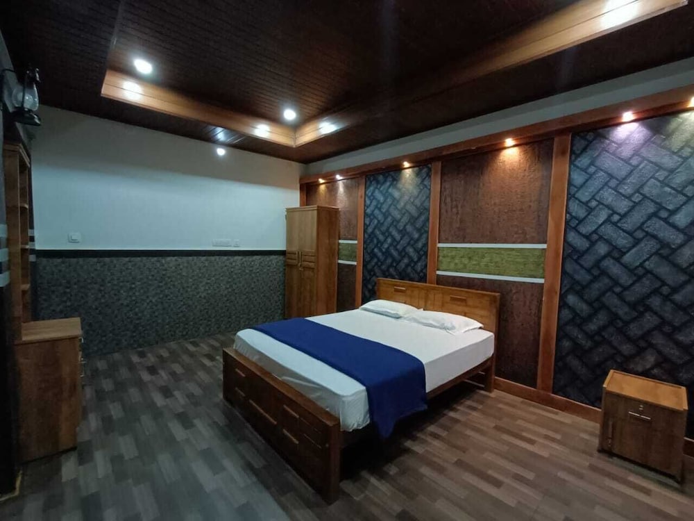 Basic Double Room, Courtyard View