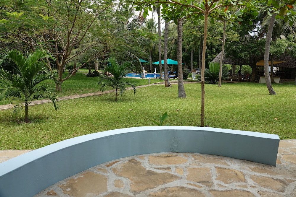 Deluxe Studio Suite, Garden View photo 1