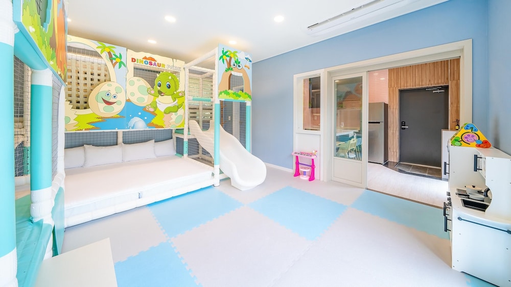 Basic Room, 1 Bedroom (202) - Photo 26