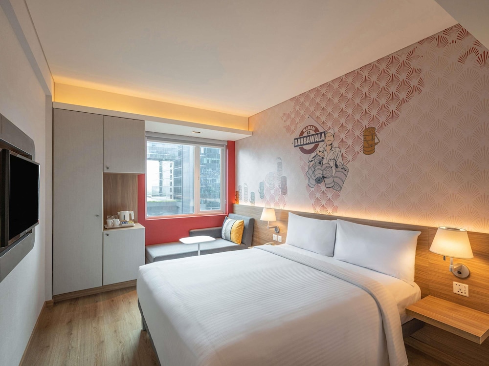 Superior Room, 1 Queen Bed (with Higher Floor) - Photo 4