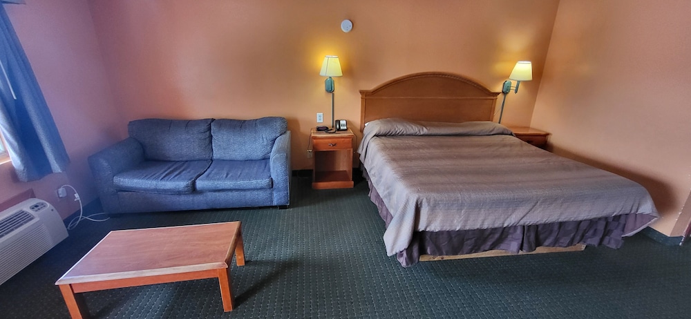 Room, 1 King Bed, Smoking photo 3