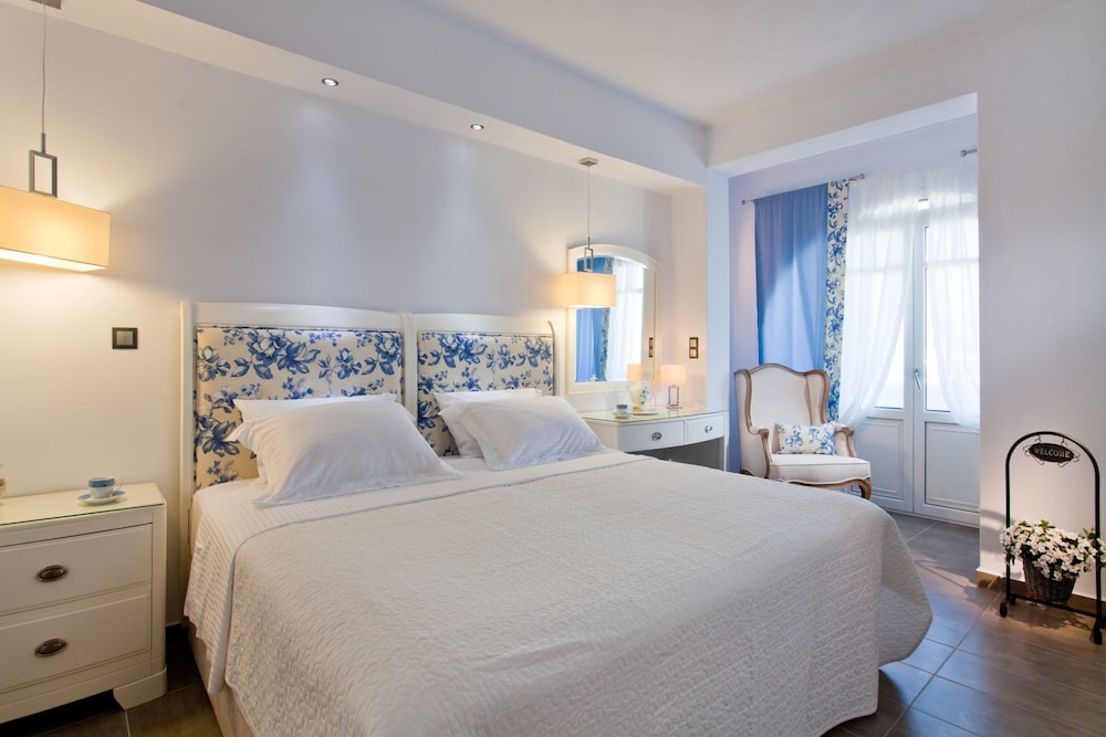 Junior Suite, Partial Sea View photo 1