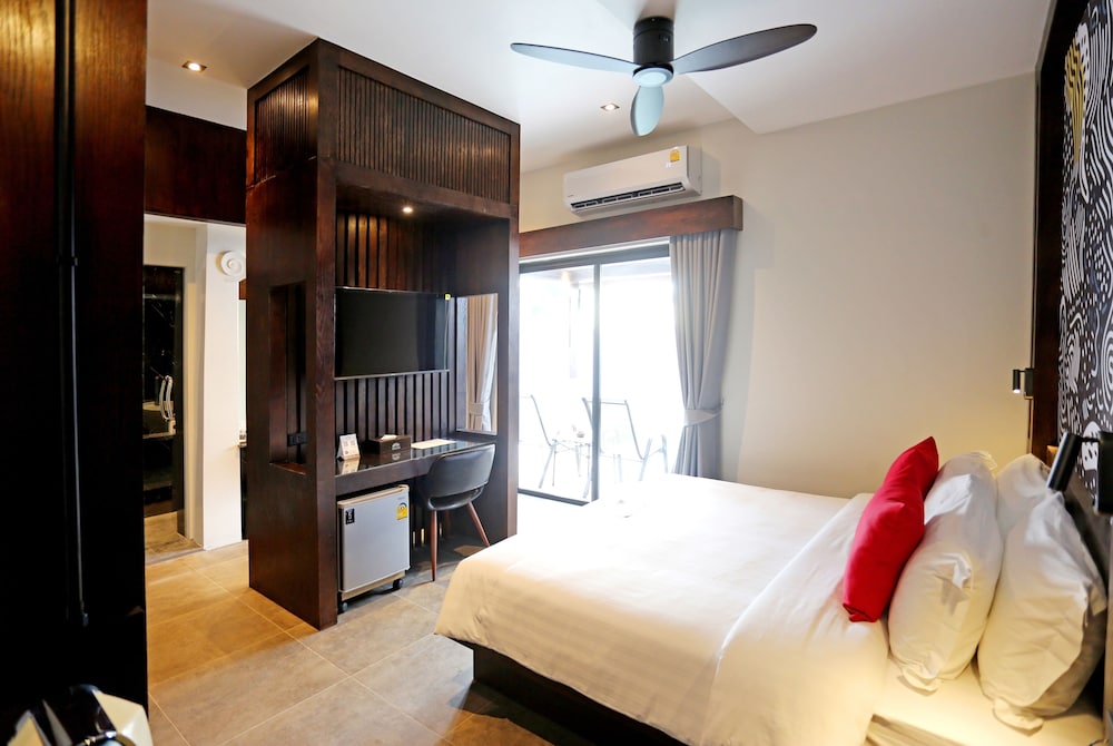 Premier Pool Villa - Pool View