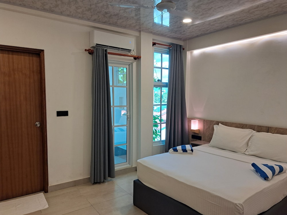 Deluxe Double or Twin Room, Balcony, City View
