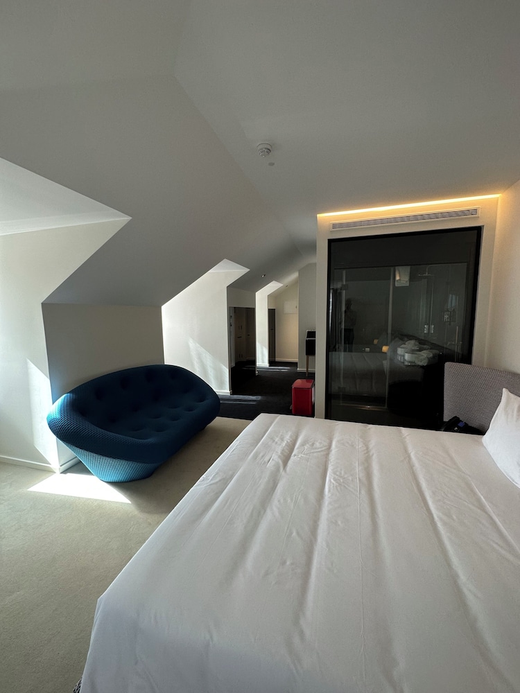 Standard Suite