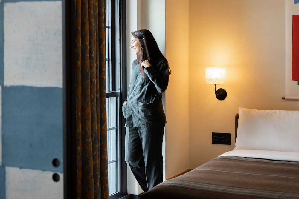 Loft Suite, Non Smoking (Sleeps: 2 adults and 2 children under 12 yrs) - Photo 7