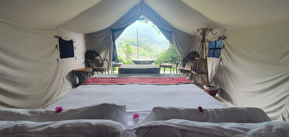 Deluxe Tent, Non Smoking, Mountain View photo 1