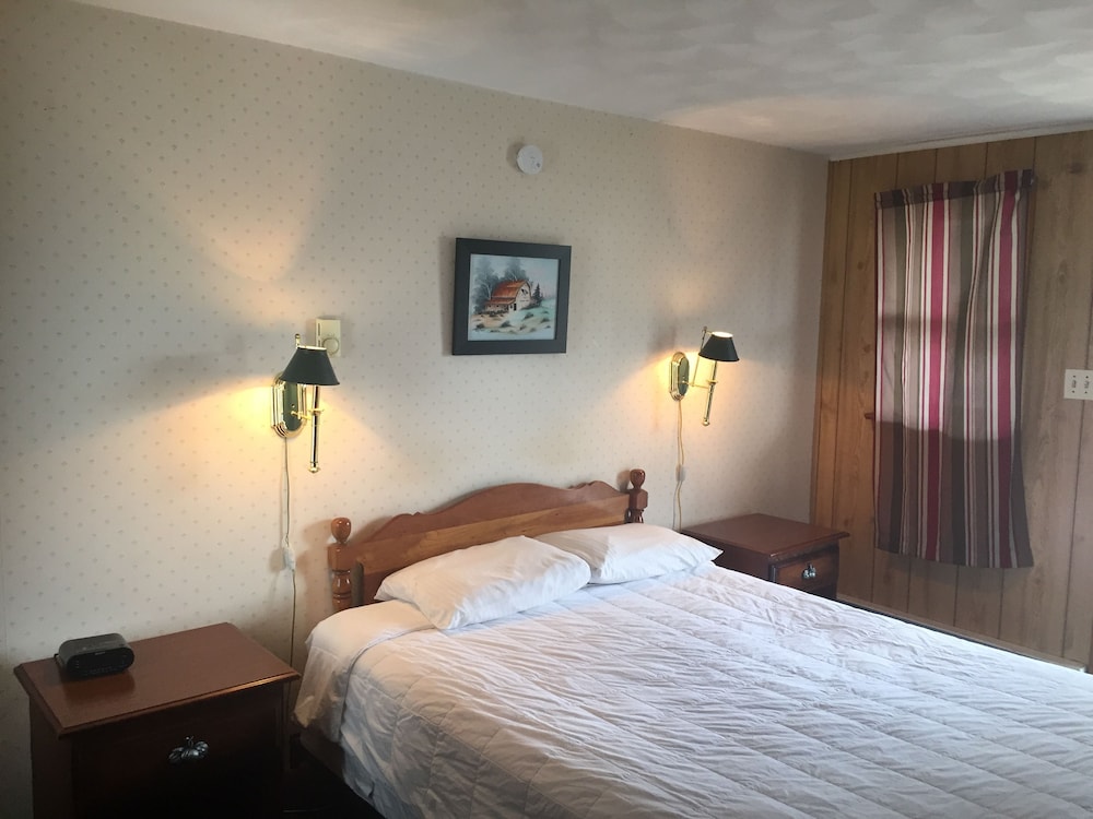 Basic Single Room photo 1