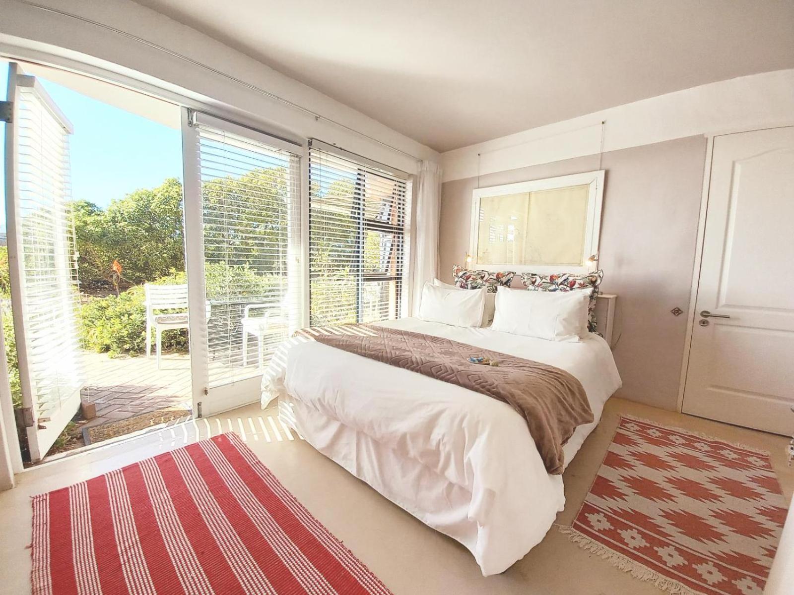 Luxury Queen Room